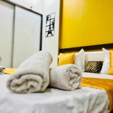 7 Seasons Palm Suite With Sky Orbit, Balcony, Swimming Pool, Wifi, Playground ราชโกฎิ ภายนอก รูปภาพ